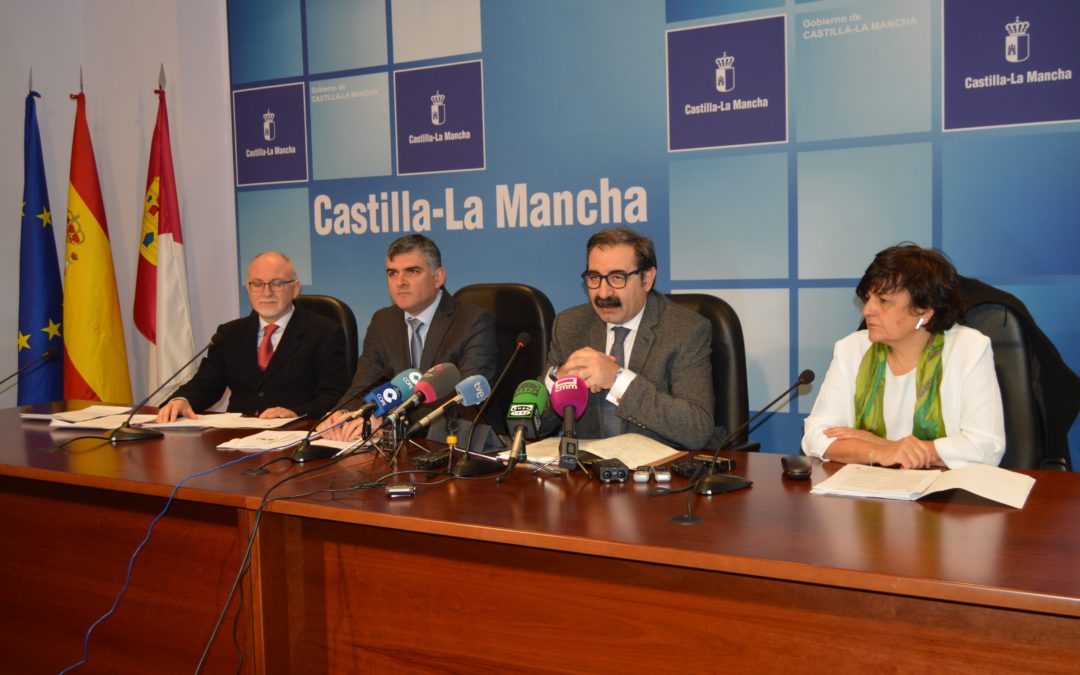 El Gobierno regional logra reducir un 32 por ciento las listas de espera en Cuenca con nuevos servicios, más personal y cero derivaciones